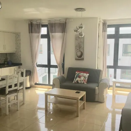 Apartamento Ocean View, Roof Top Terrace 2 Bed *