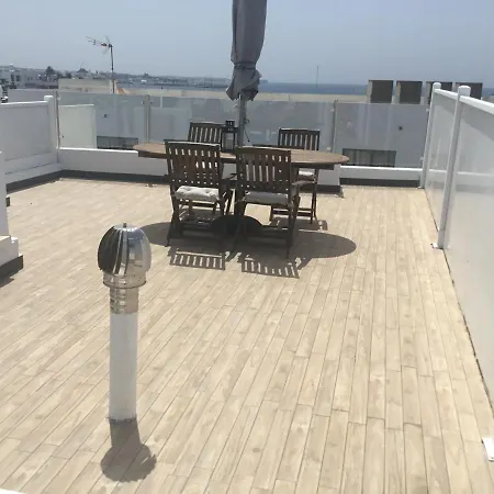Ocean View, Roof Top Terrace 2 Bed Apartamento