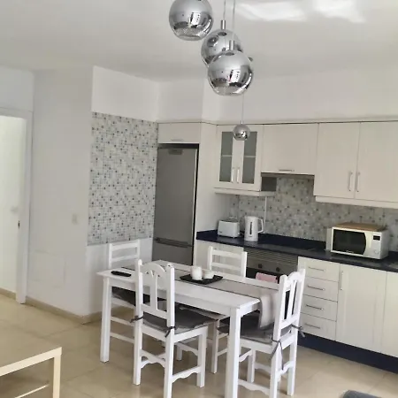 Apartamento Ocean View, Roof Top Terrace 2 Bed