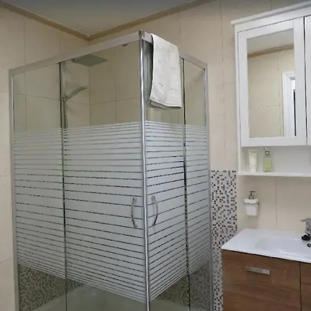Ocean View, Roof Top Terrace 2 Bed Apartamento